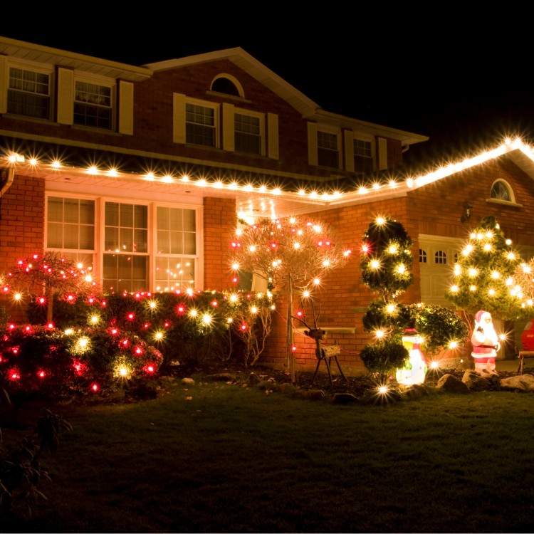 Holiday Light Installation in Richmond VA Holiday Light Installation in Richmond VA